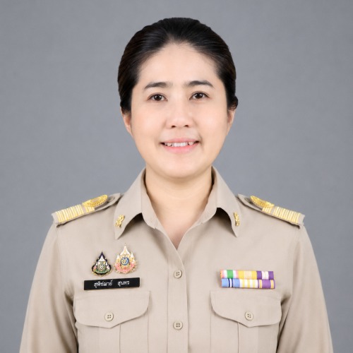 นางสาวสุพิชฌาย์ สุนทร